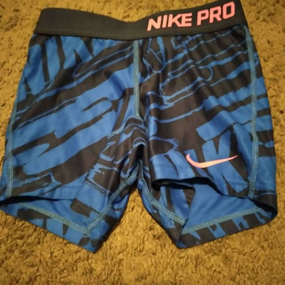 Nike pros